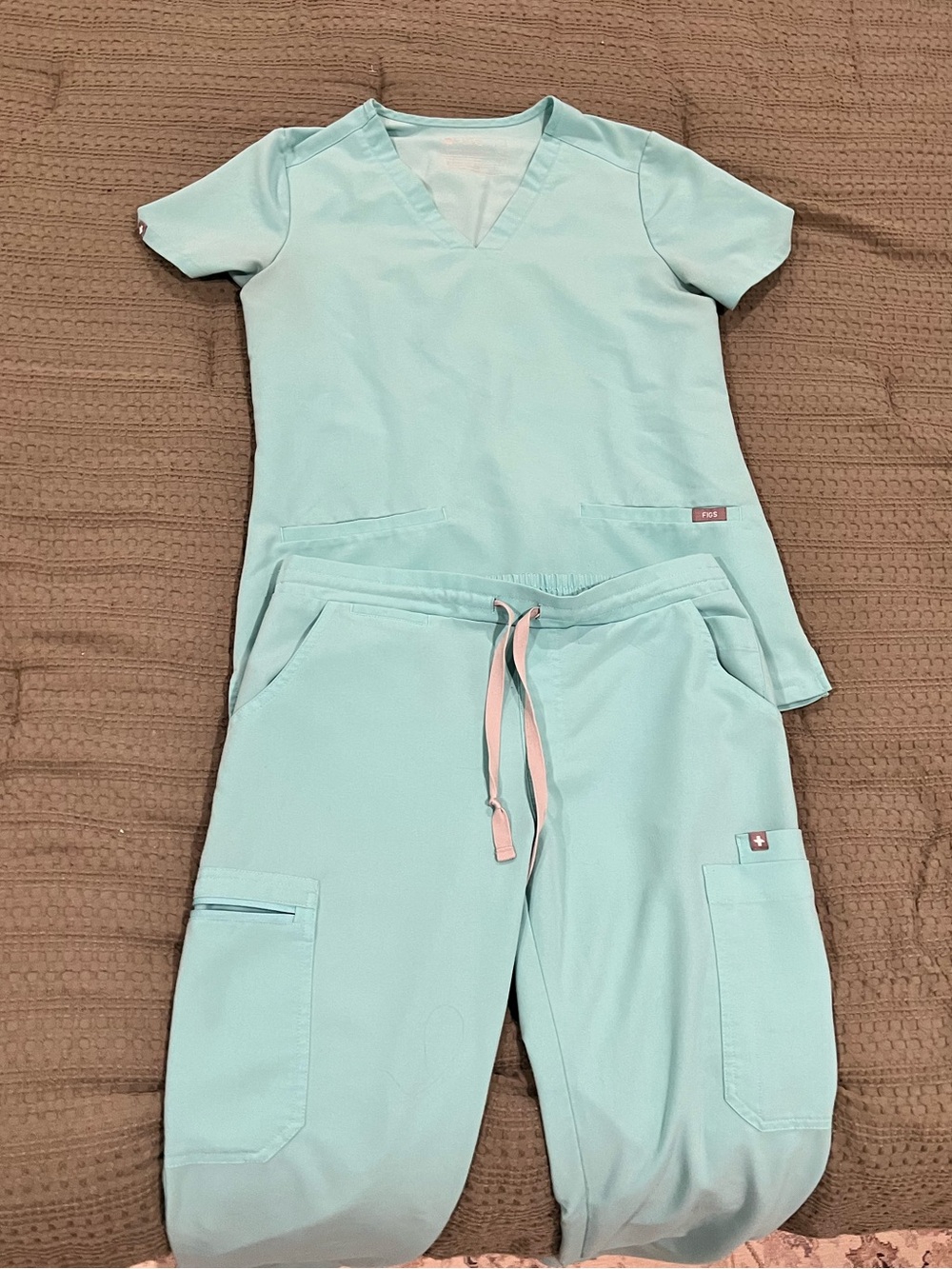 Figs Women's Scrub Set in Seaglass Size Small